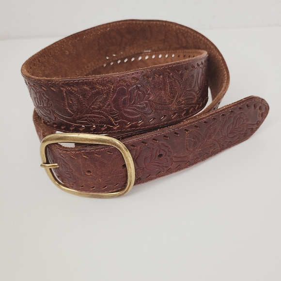 Aeropostale L Brown Leather Floral Embossed Belt - Picture 8 of 10